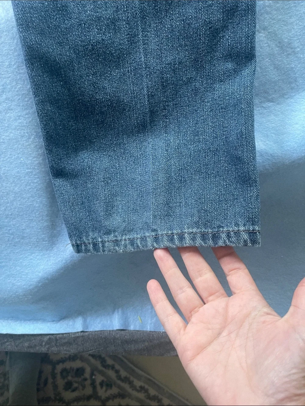 Levis straight leg